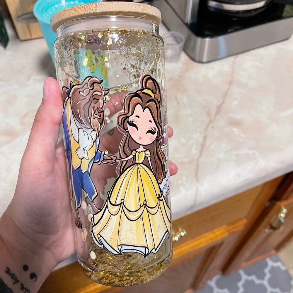 Brand new beauty and the beast 16 oz glass tumbler with glitter